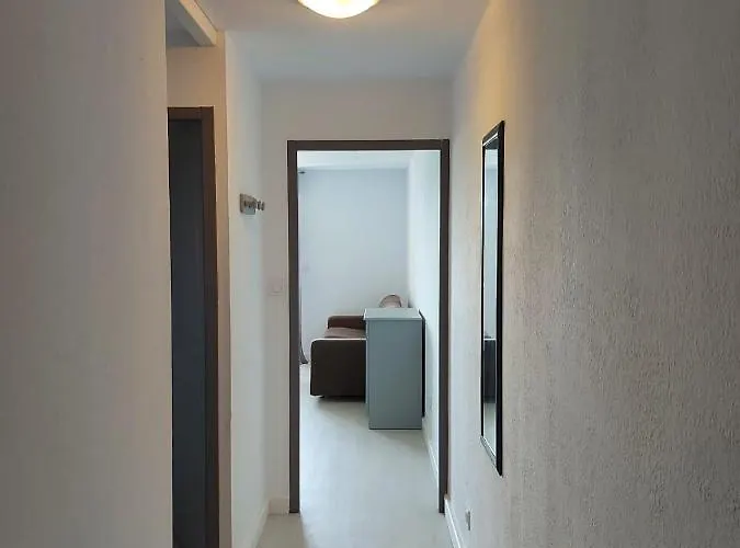 Magnifique Et Moderne T2 Avec Vue Imprenable Sur Les Alberes Turquoise 134 Lejlighed *